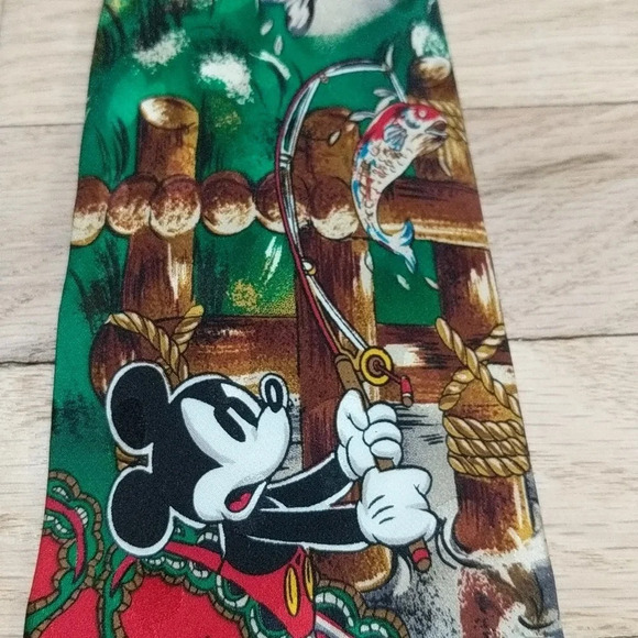 Disney Fishing Mickey and Goofey Silk Tie - Picture 4 of 8